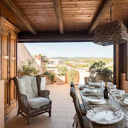Romantico Appartamento Vista Mare Porto Pozzo Exterior photo