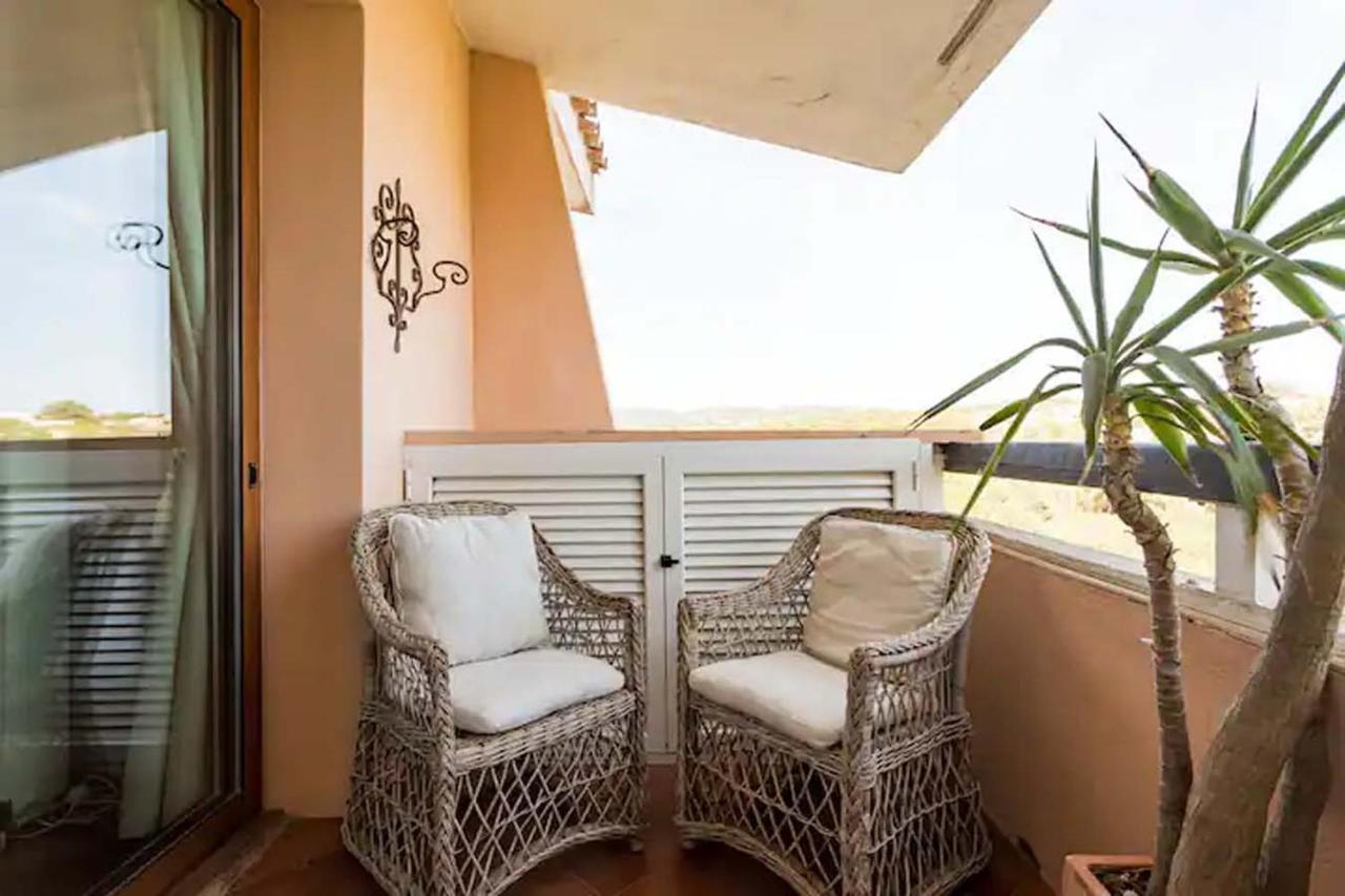 Romantico Appartamento Vista Mare Porto Pozzo Exterior photo